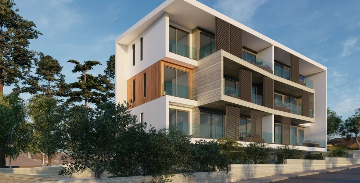 Modern 2 Bedroom Apartment with Pool and Gym