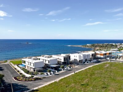 Luxury 4 Bedroom Seaside Villa