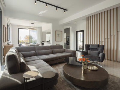 Modern 4 Bedroom Detached Villa