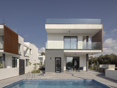 Modern 4 Bedroom Detached Villa
