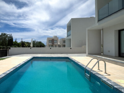 Modern 3 Bedroom Villa
