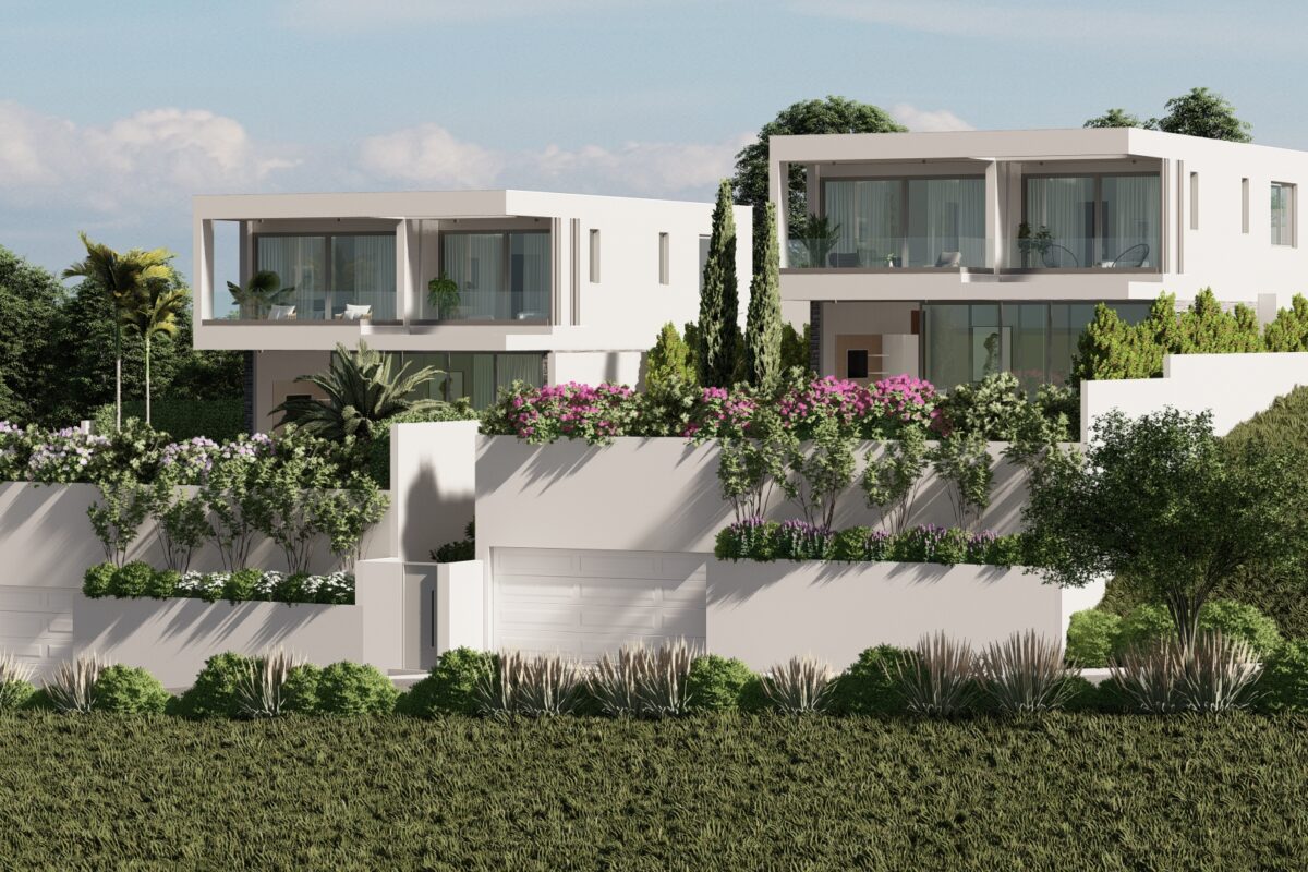 Detached 4 Bedroom Villa with Sea Views and Double Garage